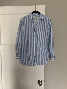 Frank & Eileen Light Blue and White Vertical Stripe Shirt-Joedy